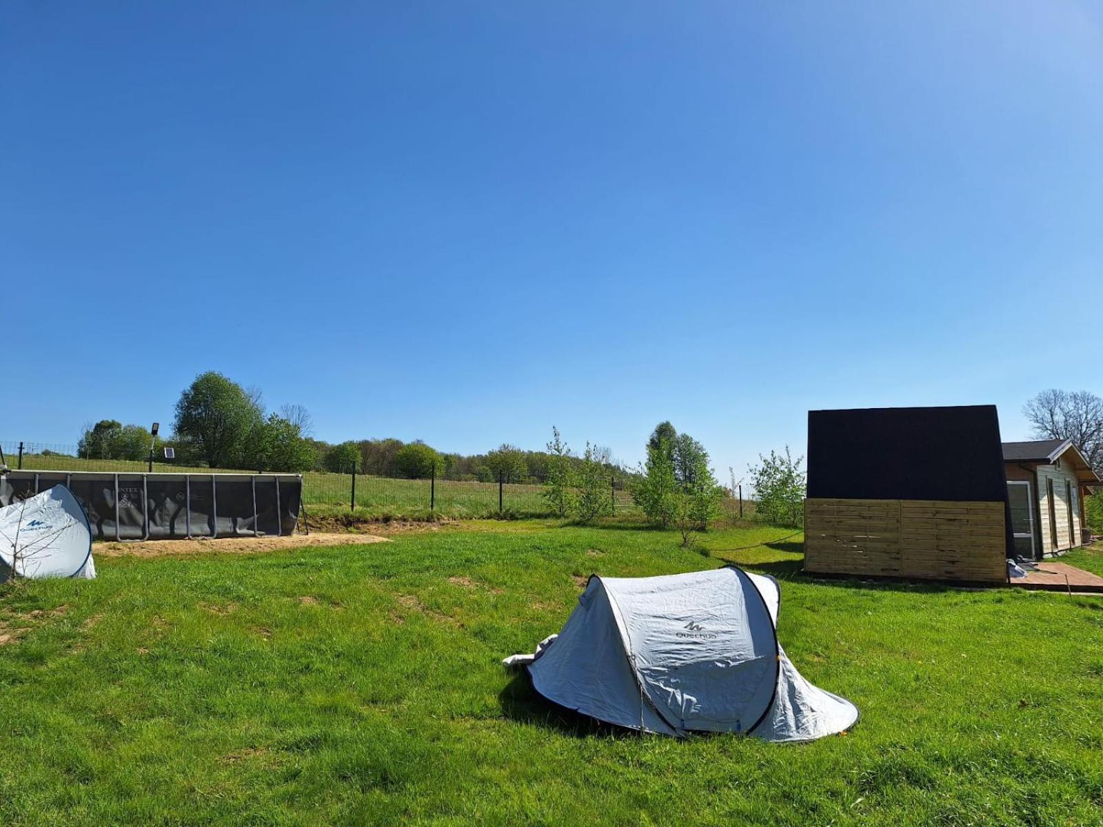 Camping, Zabierz Wlasny Namiot Kameralne Pole Namiotowe Z Basenem Kinem Plenerowym Miejscem Na Ognisko I Placem Zabaw Zywe Zwierzeta Agroturystyka Giebultow  Экстерьер фото